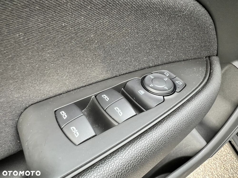Opel Insignia 1.5 T Elite S&S - 16