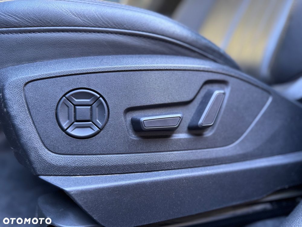 Audi e-tron 55 Quattro Advanced - 14