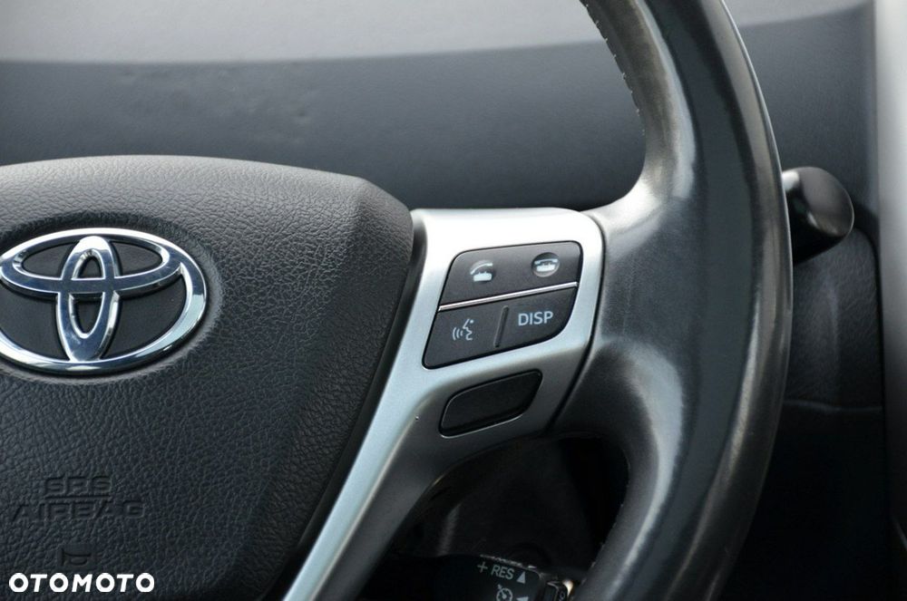 Toyota Verso - 35