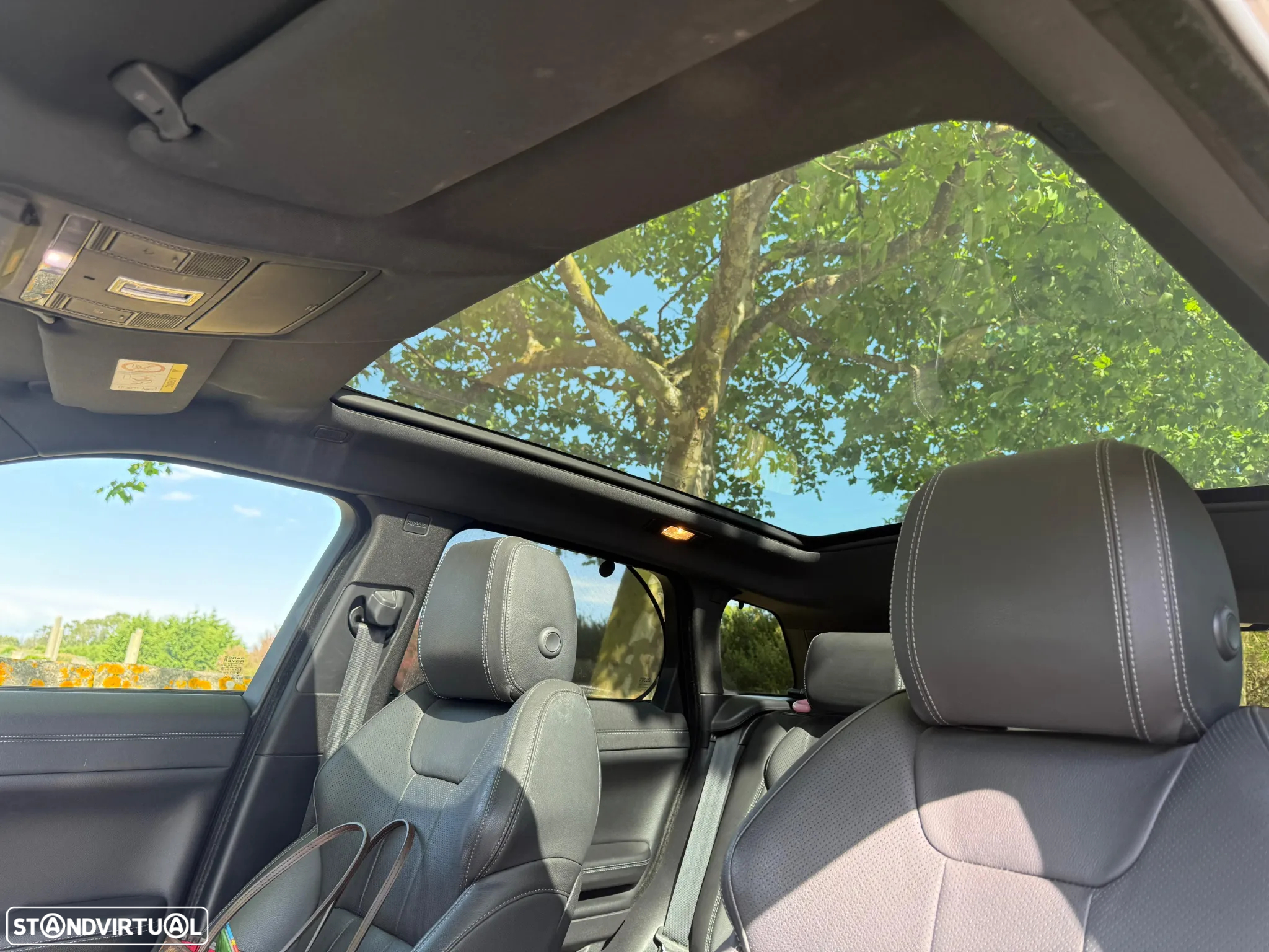 Land Rover Range Rover Evoque 2.0 TD4 SE Dynamic Auto - 8