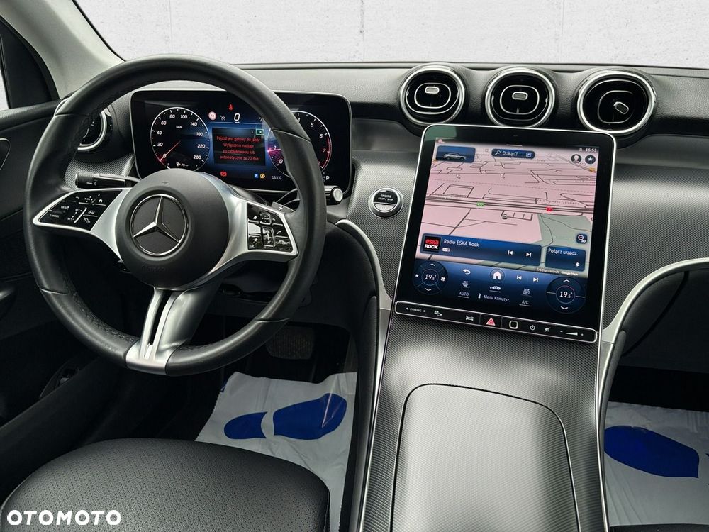 Mercedes-Benz GLC - 22