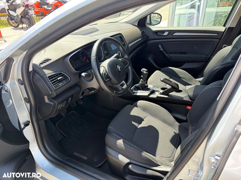 Renault Megane TCe GPF Zen - 14