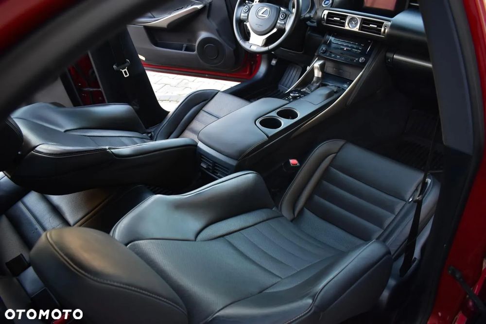 Lexus IS 300h F Sport - 7