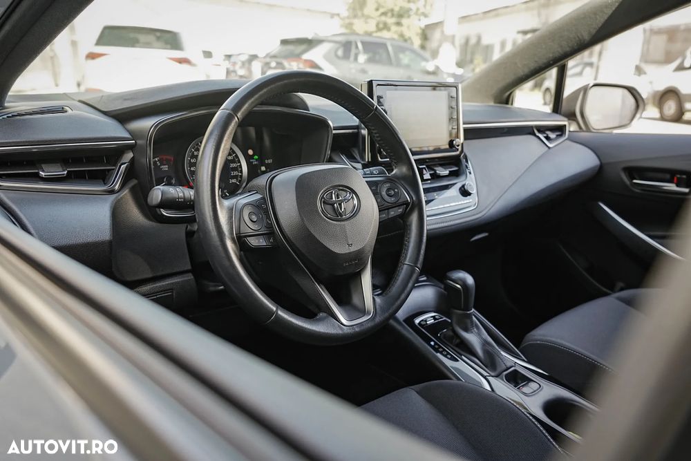 Toyota Corolla 1.8 HSD Dynamic - 16