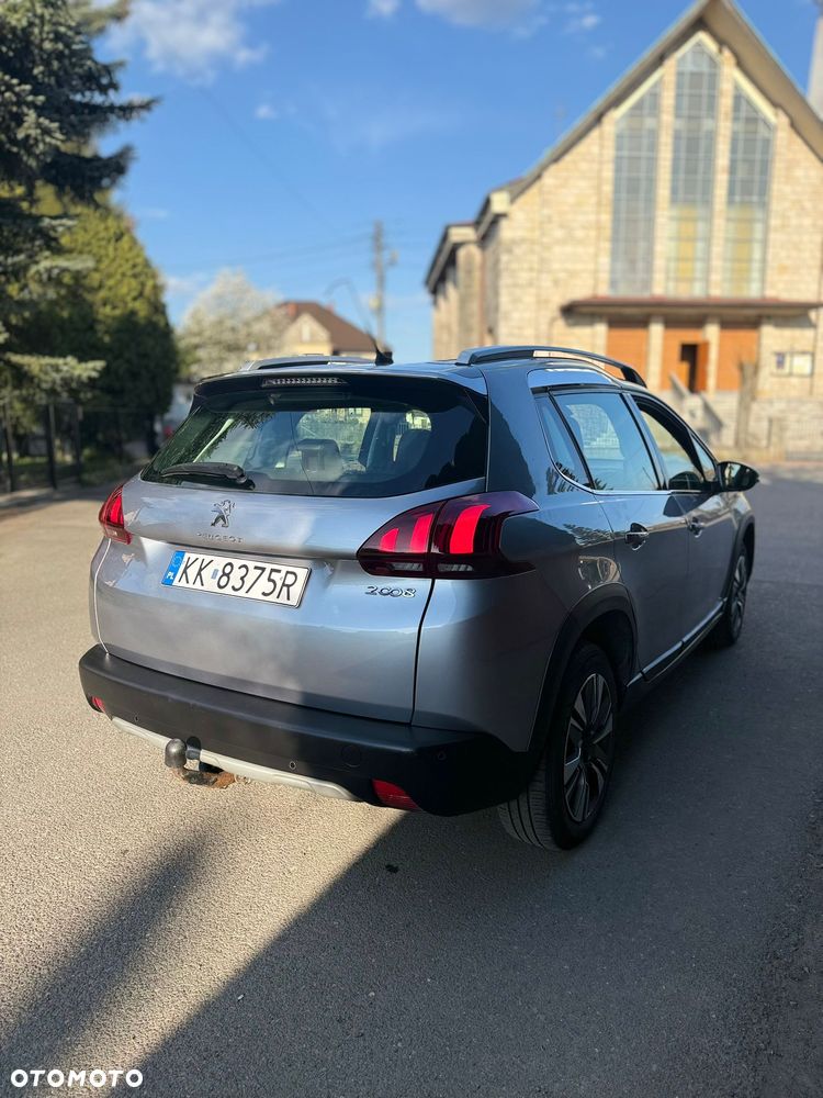 Peugeot 2008 - 4