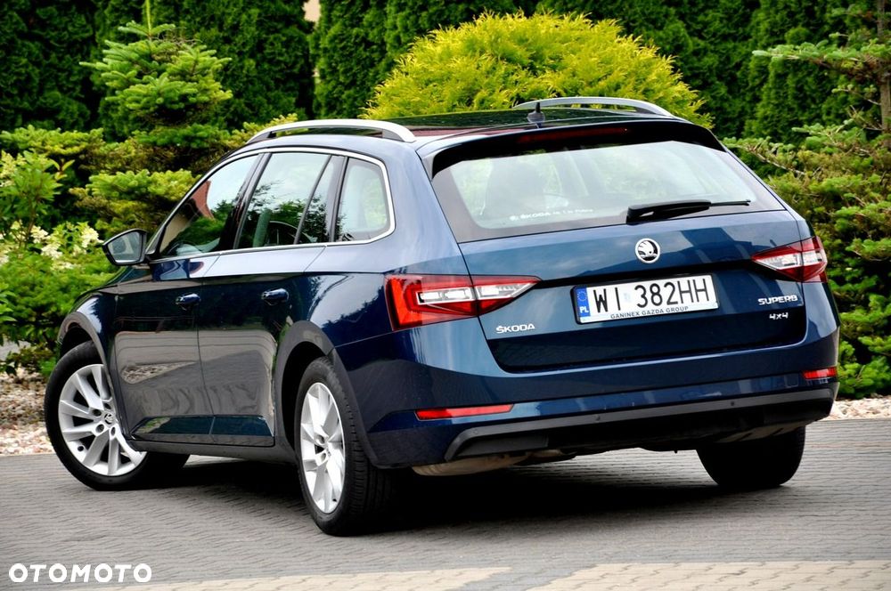Skoda Superb 2.0 TDI SCR 4x4 Style DSG - 19
