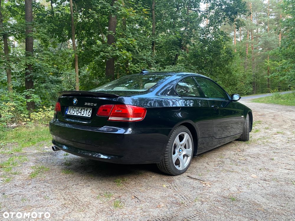 BMW Seria 3 320d xDrive - 3