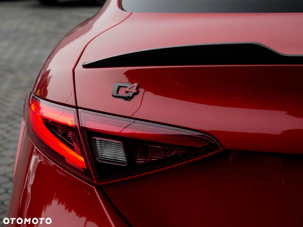 Alfa Romeo Giulia 2.0 Turbo Veloce Q4 - 9