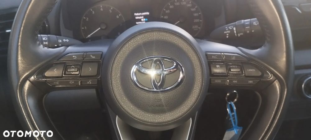 Toyota Yaris - 7