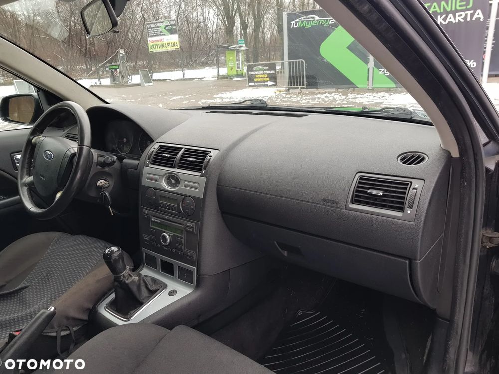 Ford Mondeo - 3