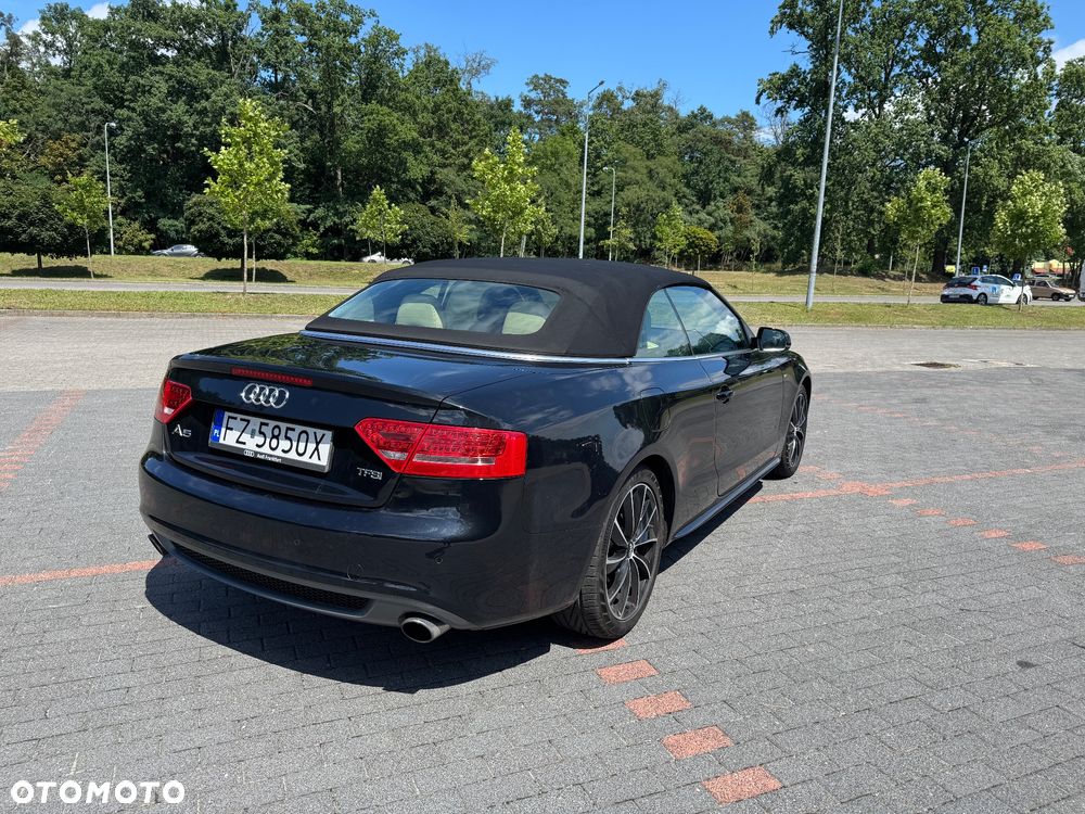 Audi A5 Cabrio - 10