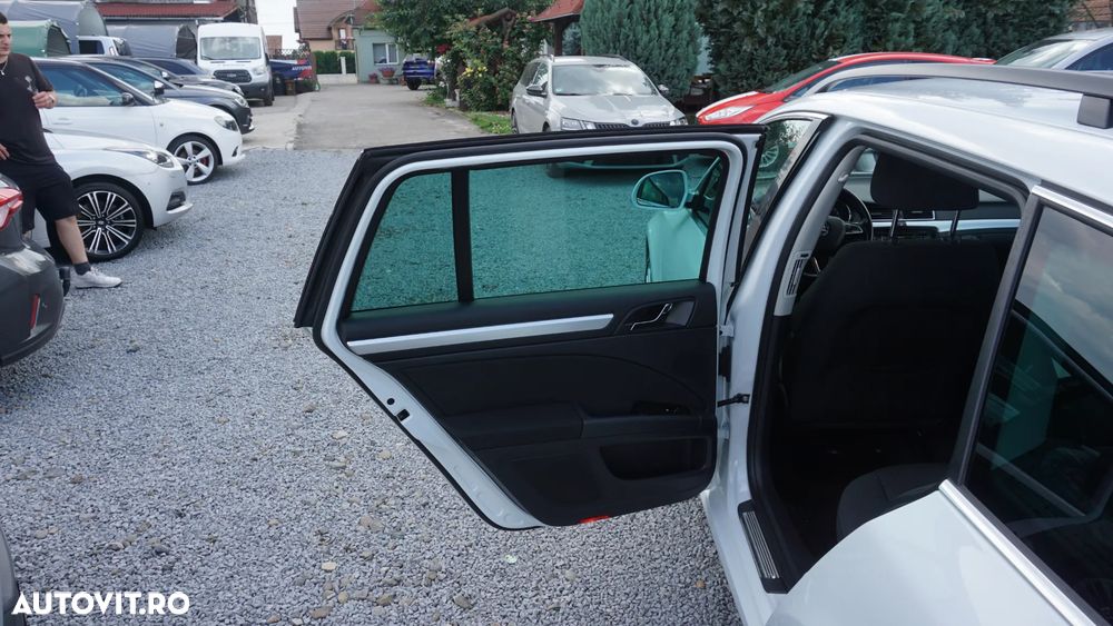Skoda Superb 2.0 TDI Green tec DSG Elegance - 8
