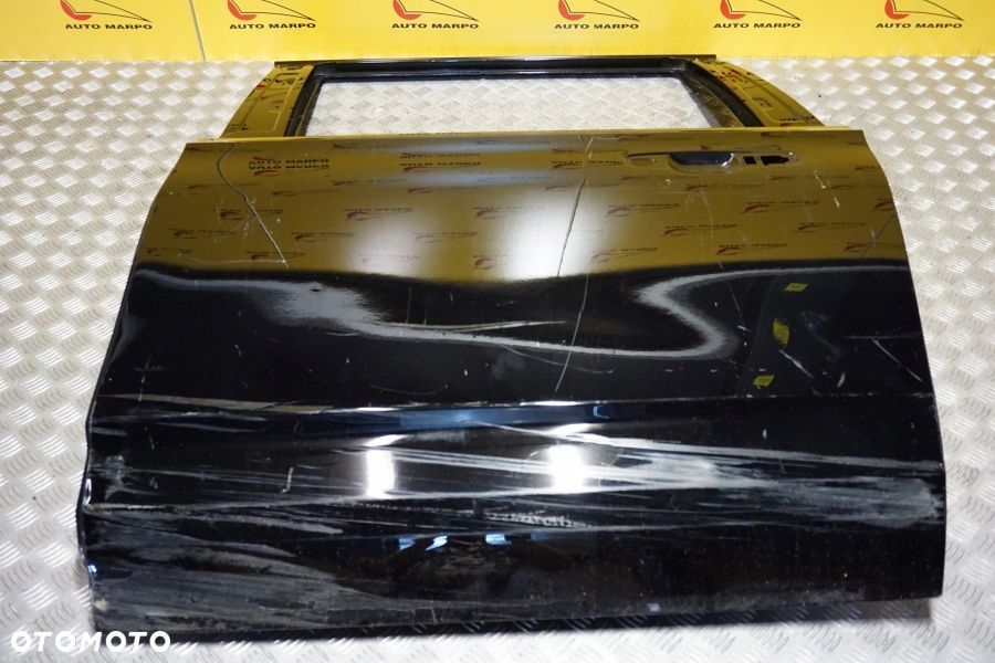 GMC CHEVROLET YUKON TAHOE 2021 - 2023 Drzwi Tył Lewe Tylne USA - 9