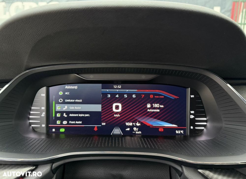 Skoda Octavia 2.0 245 TSI DSG RS - 22