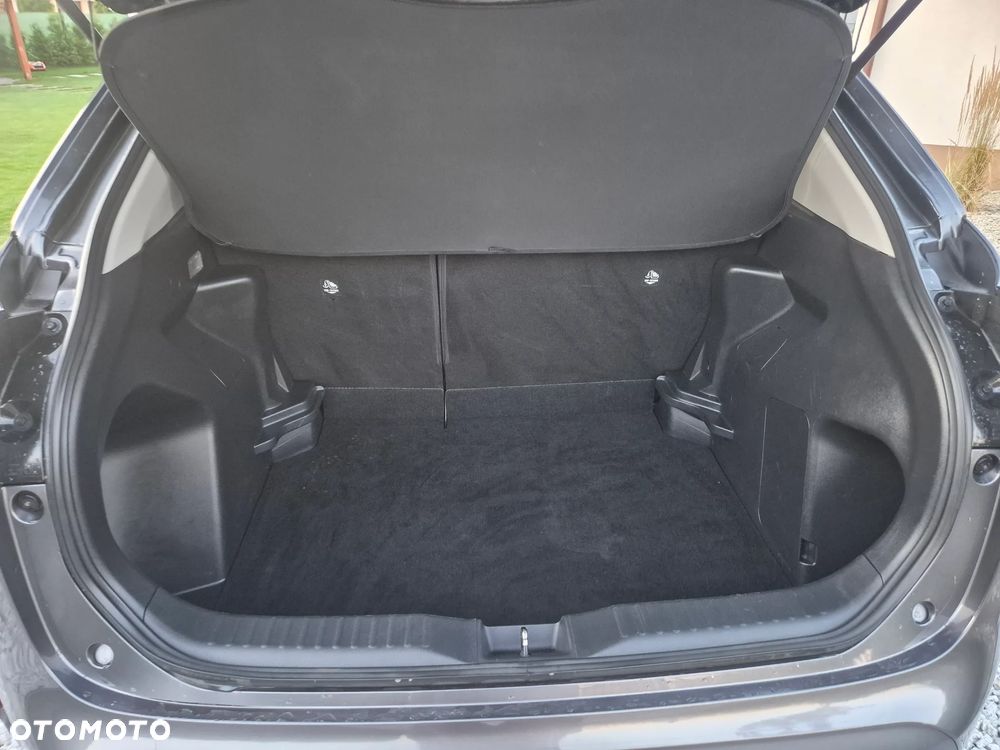 Toyota Yaris Cross - 33