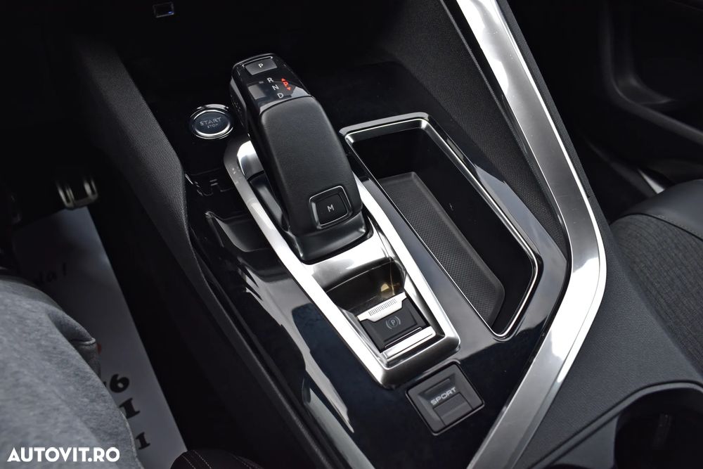 Peugeot 3008 1.6 THP EAT6 GT-Line - 12