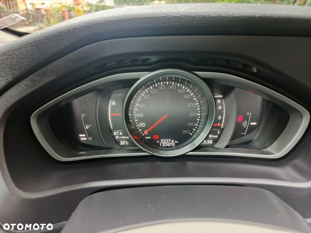 Volvo V40 - 19