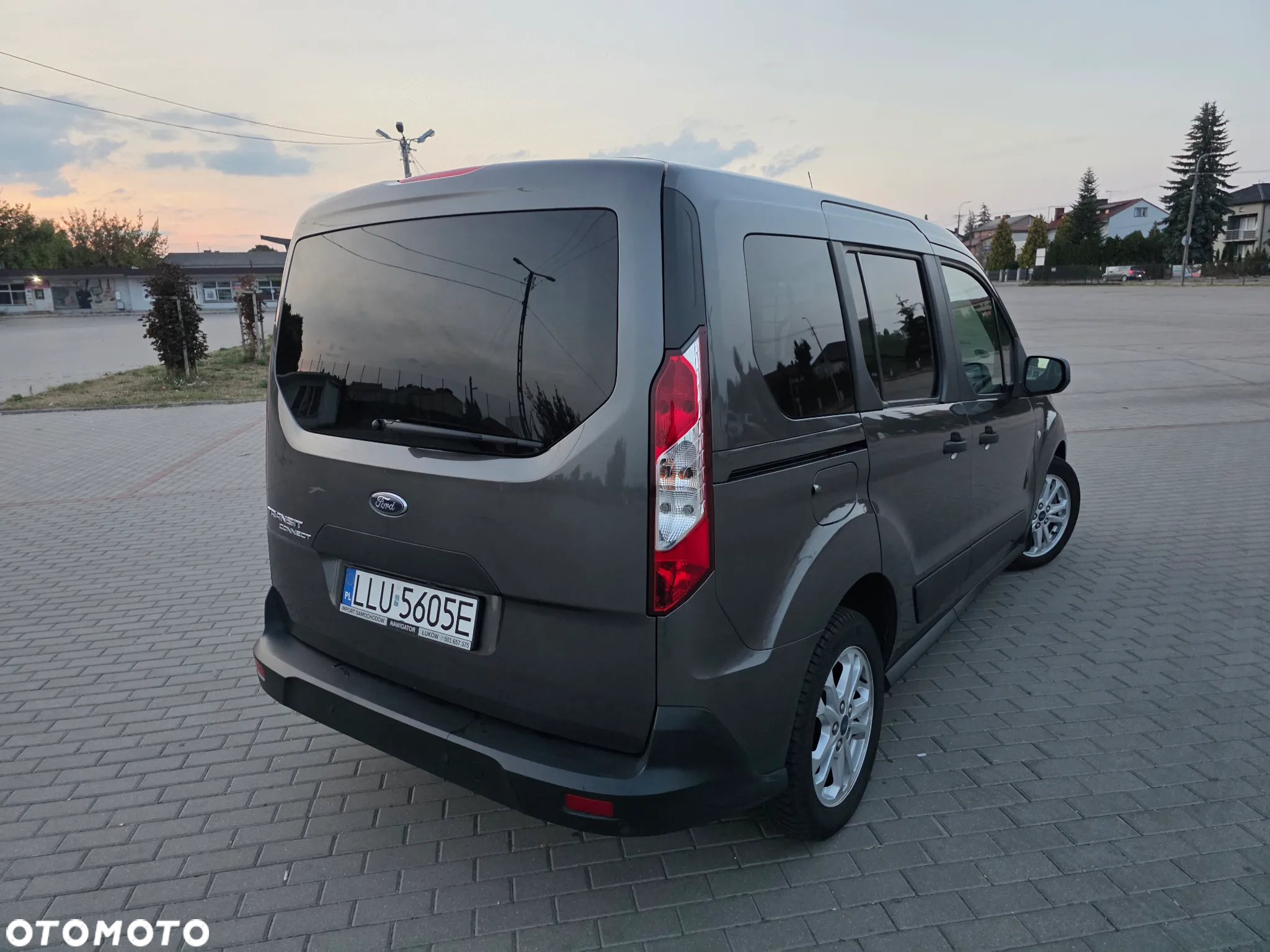 Ford Transit Connect 240 L2 Autm Trend - 8