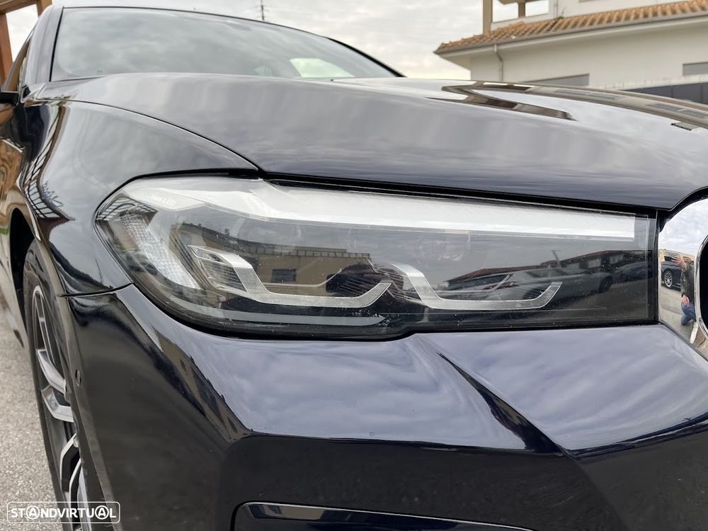 BMW 520 d Pack Desportivo M Auto - 48
