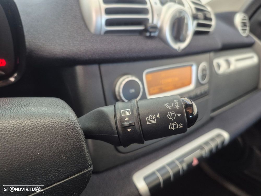 Smart ForTwo Coupé 1.0 mhd Passion 71 - 13