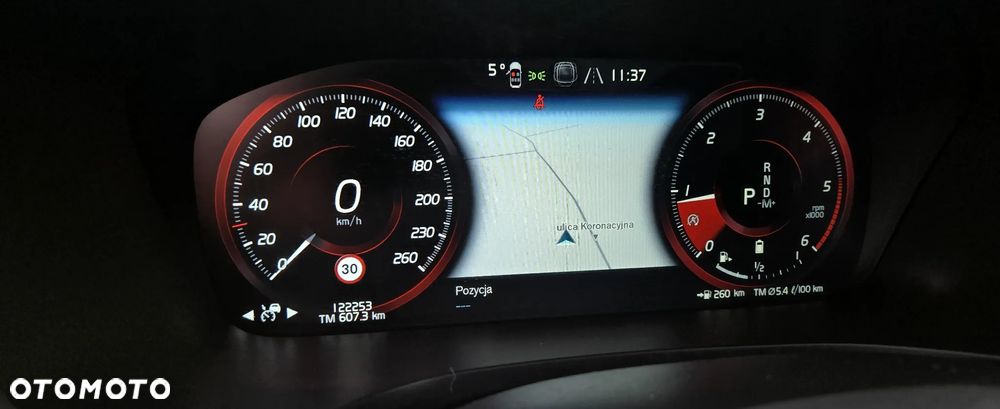 Volvo V60 B4 D Geartronic Momentum Pro - 24