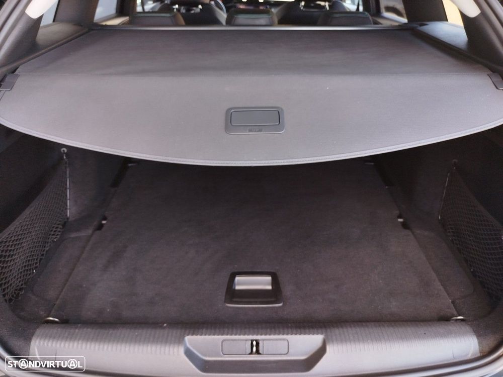 Peugeot 308 SW 1.2 PureTech Allure Full LED - 28