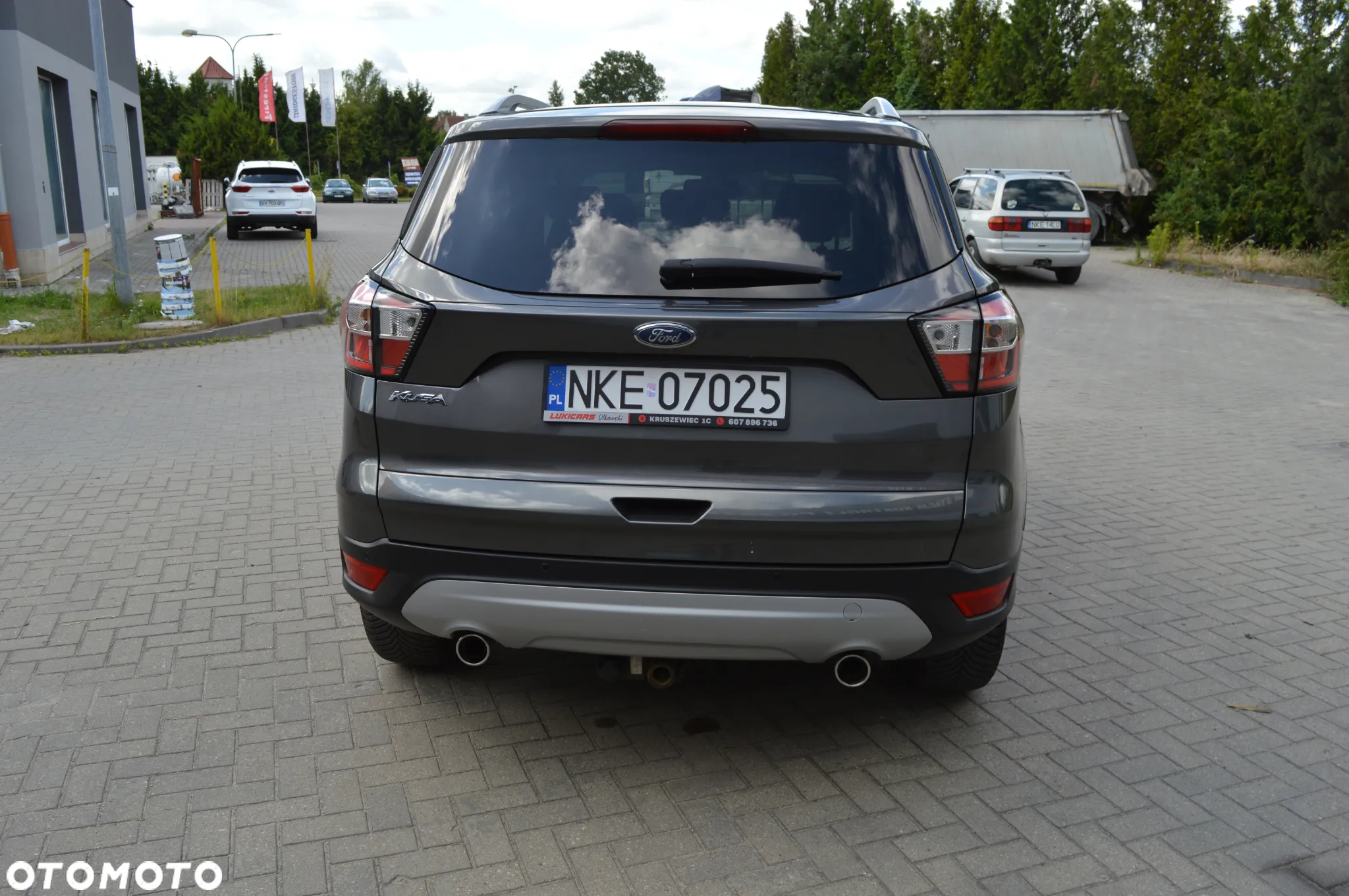 Ford Kuga 2.0 TDCi 2x4 Titanium - 5