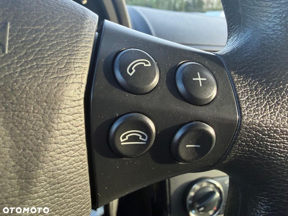 Mercedes-Benz Klasa A 160 BlueEFFICIENCY Avantgarde - 19