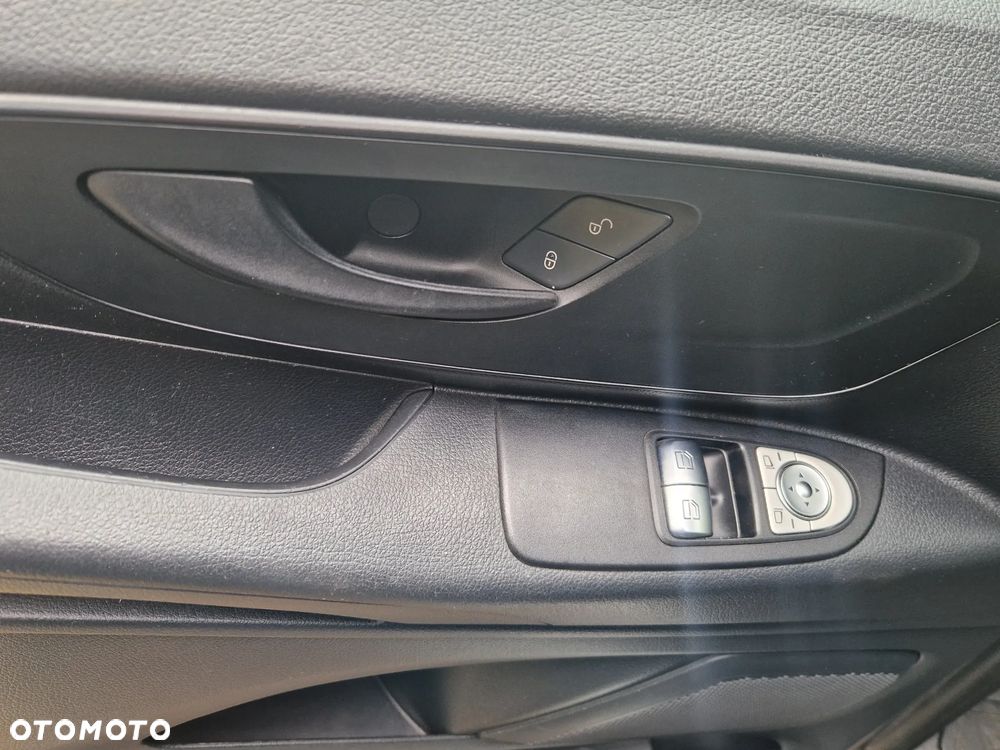 Mercedes-Benz Vito - 16