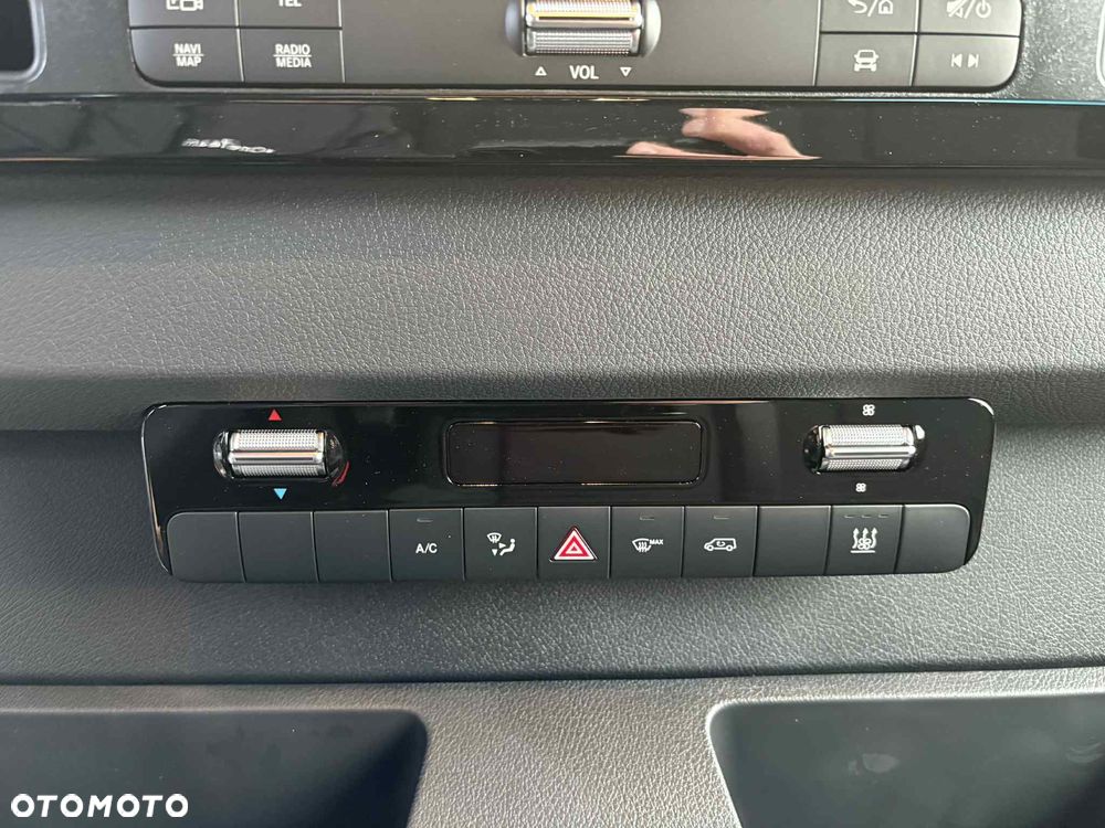 Mercedes-Benz eSprinter - 18