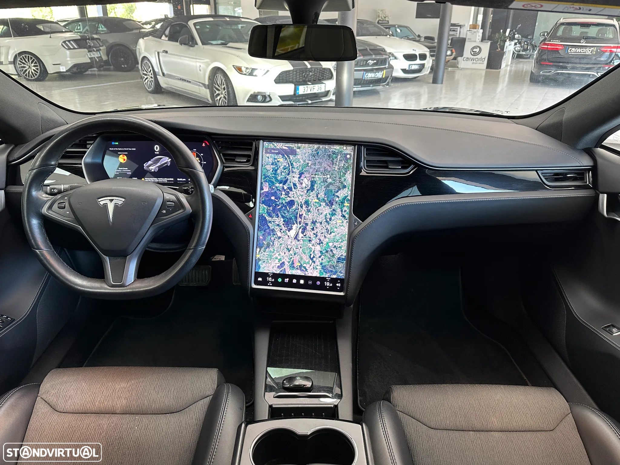 Tesla Model S Standard Range - 11