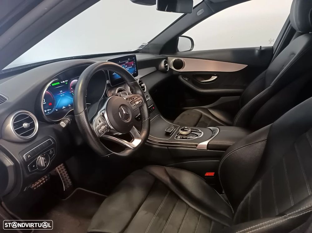 Mercedes-Benz C 300 de AMG Line - 21