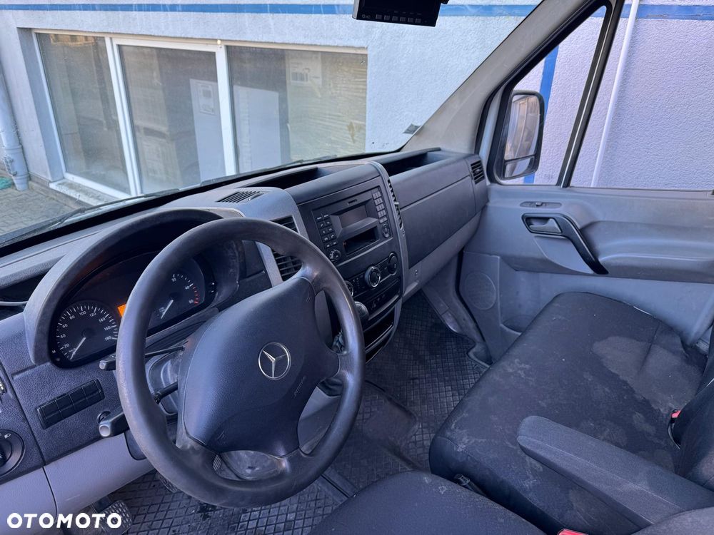 Mercedes-Benz Sprinter - 6