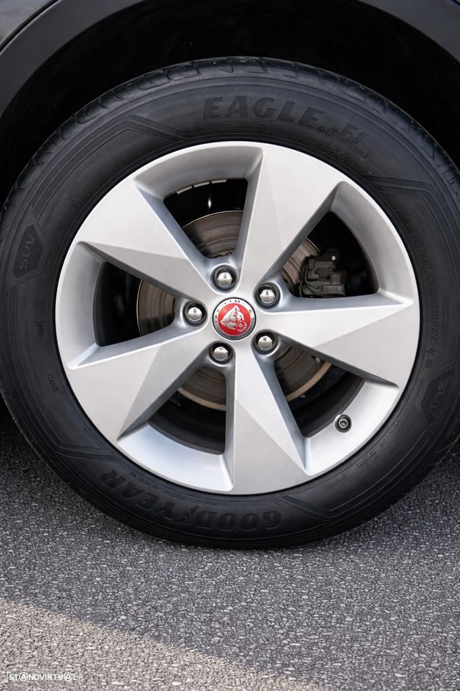 Jaguar E-Pace D200 AWD R-Dynamic HSE - 11