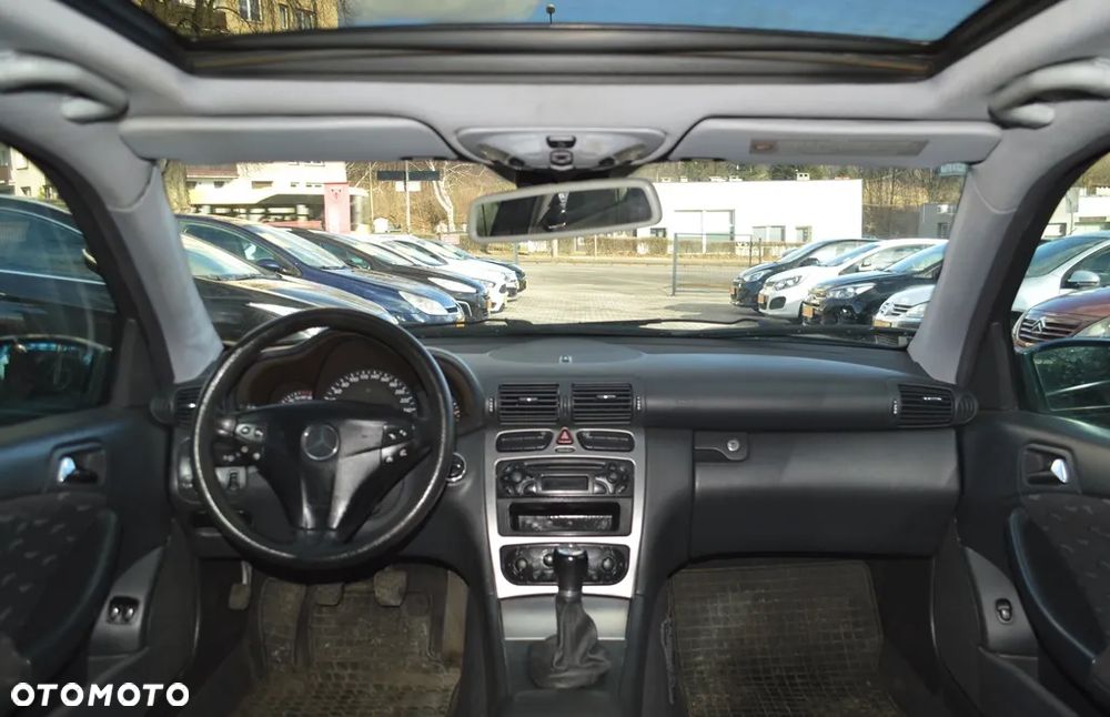 Mercedes-Benz Klasa C - 26