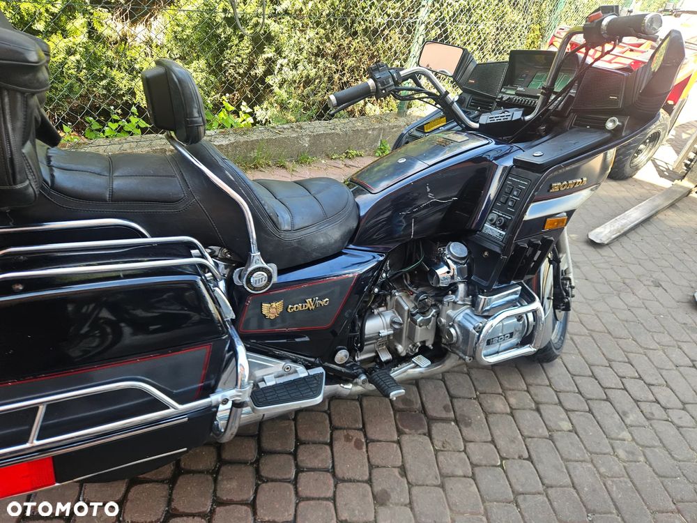 Honda GL - 26
