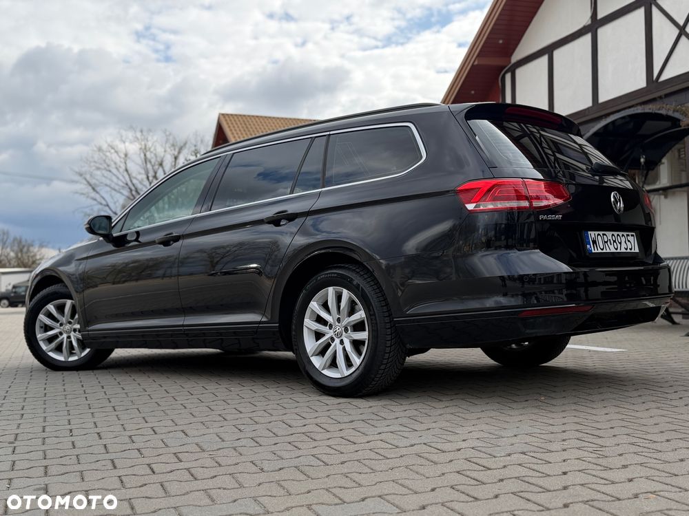 Volkswagen Passat 2.0 TDI SCR DSG Business - 18