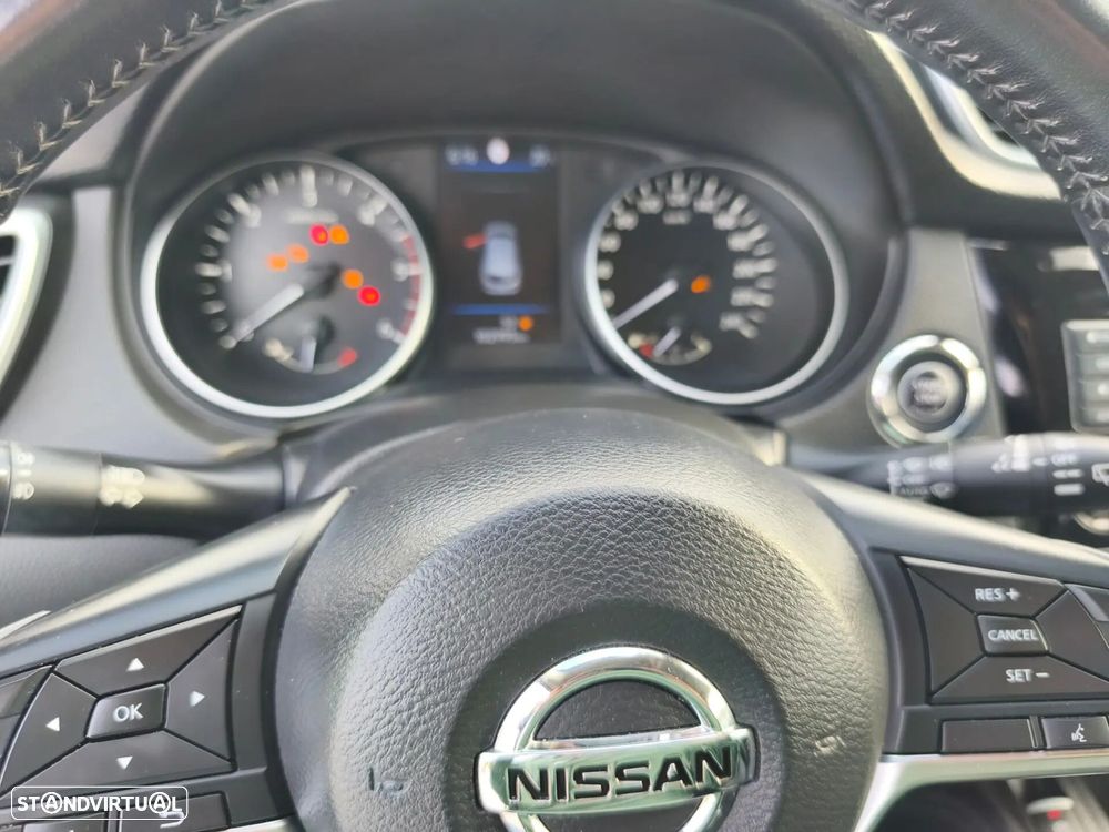 Nissan Qashqai 1.7 dCi Tekna+ 4x4-i - 14