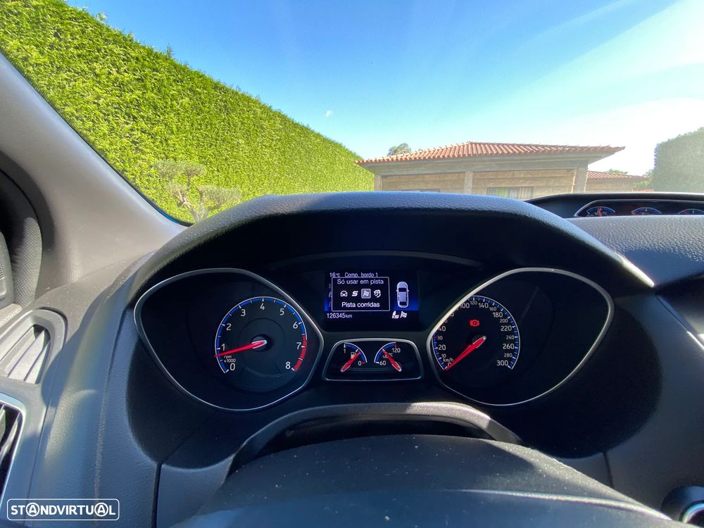 Ford Focus 2.3 EcoBoost RS Pack Performance - 26