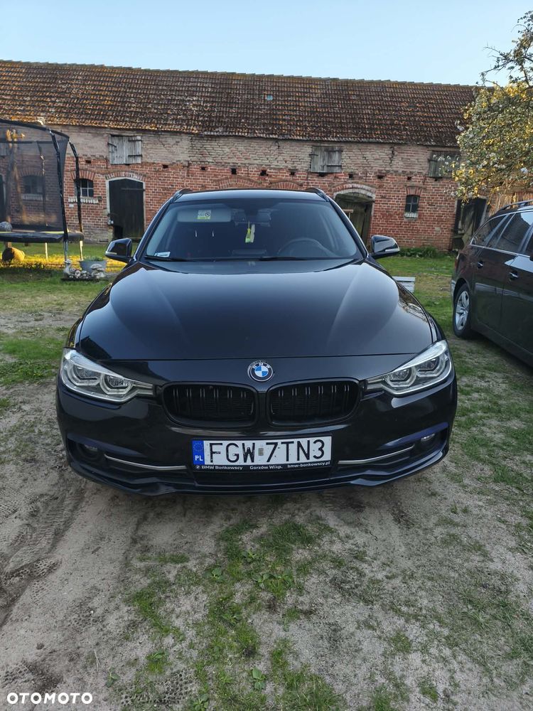 BMW Seria 3 318d Sport Line - 1