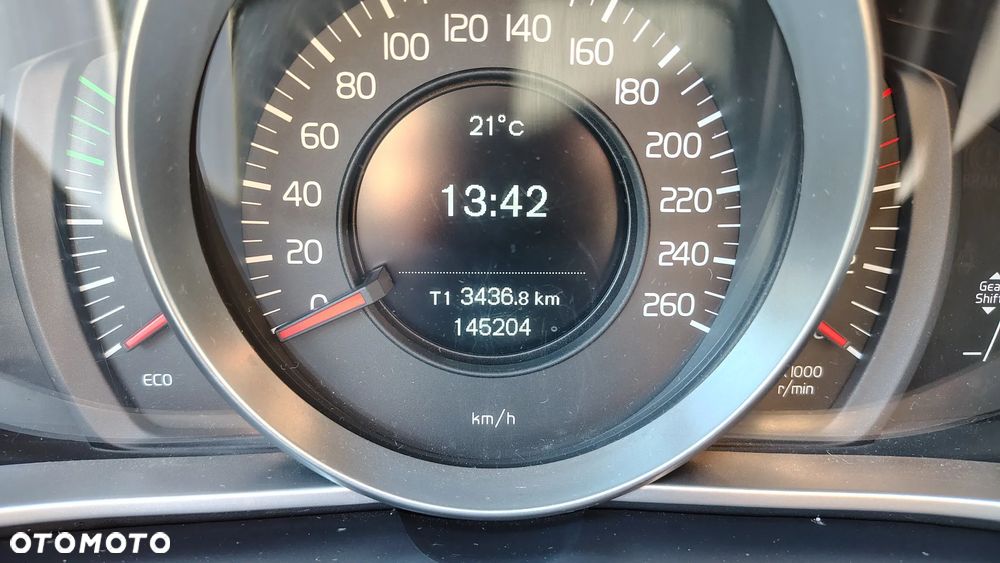 Volvo V40 D2 Kinetic - 19