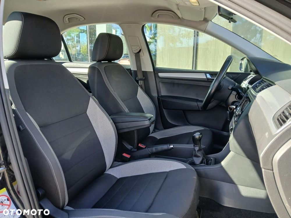 Skoda RAPID 1.6 TDI DPF Ambition - 21