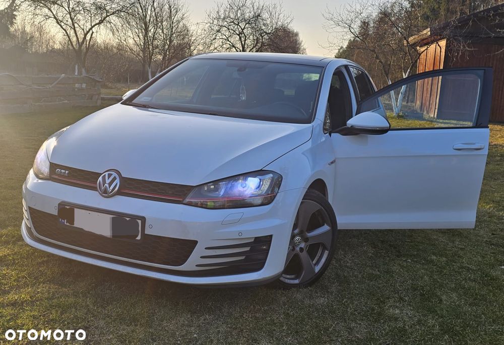 Volkswagen Golf 2.0 TSI BMT GTI DSG - 2