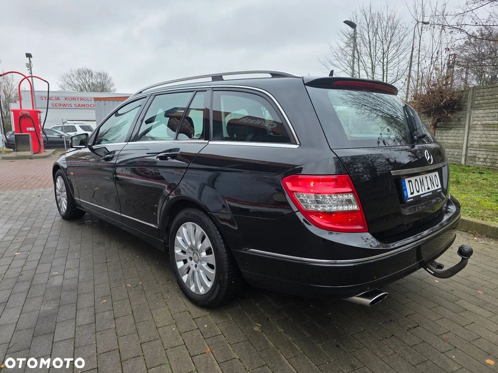 Mercedes-Benz Klasa C 220 CDI DPF Automatik Elegance - 12