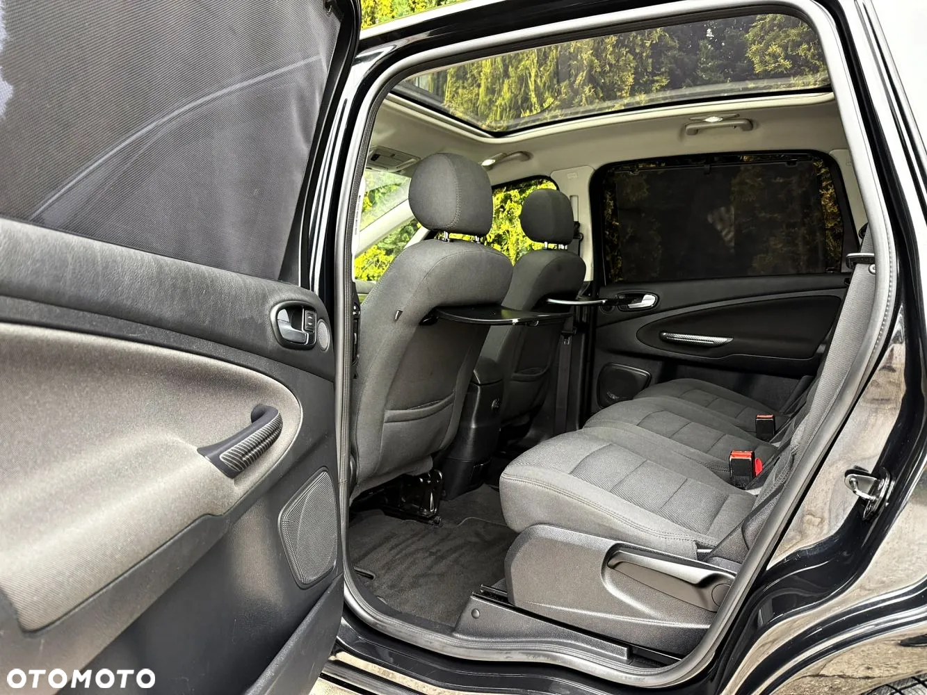 Ford S-Max - 35