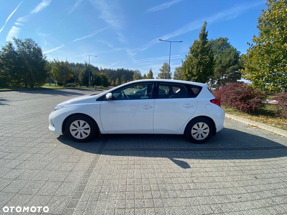 Toyota Auris - 7