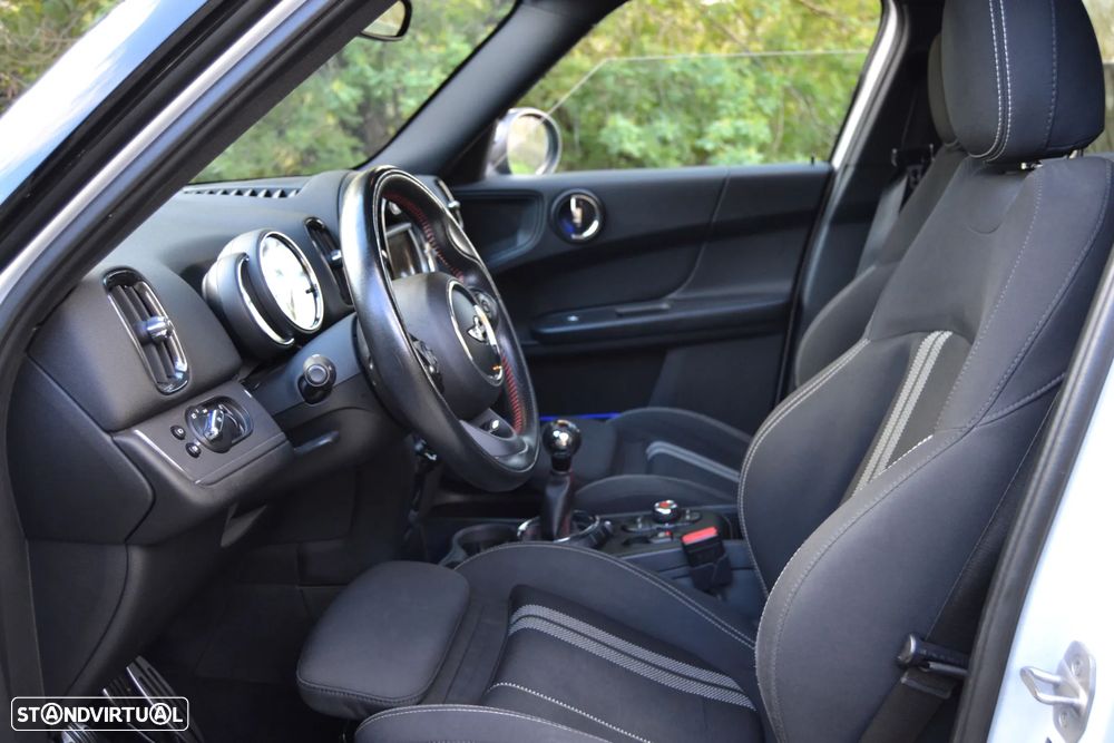 MINI Countryman Cooper D - 34