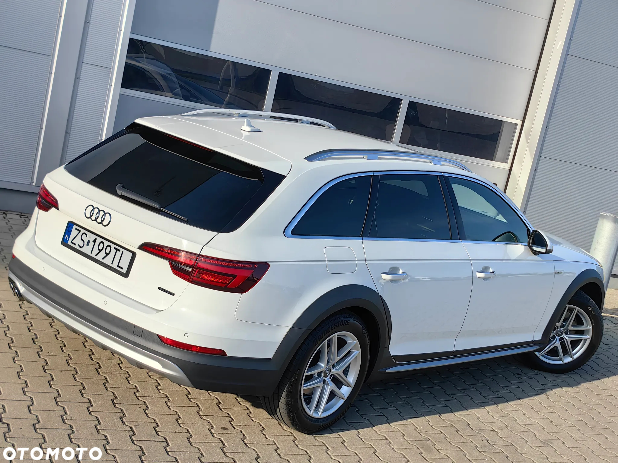 Audi A4 Allroad 2.0 TDI Quattro S tronic - 4