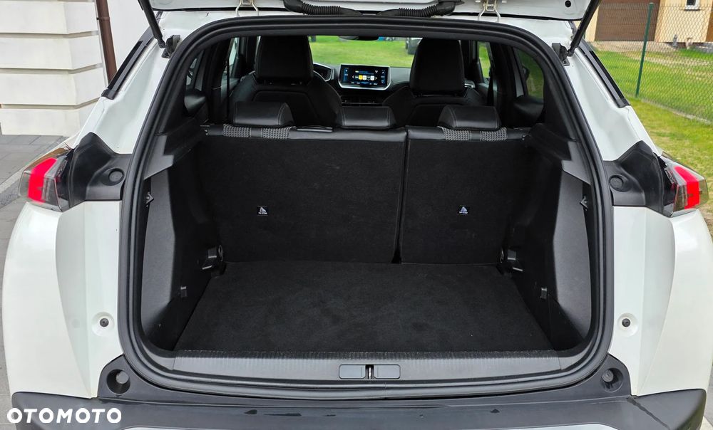 Peugeot 2008 1.5 BlueHDi GT S&S EAT8 - 27