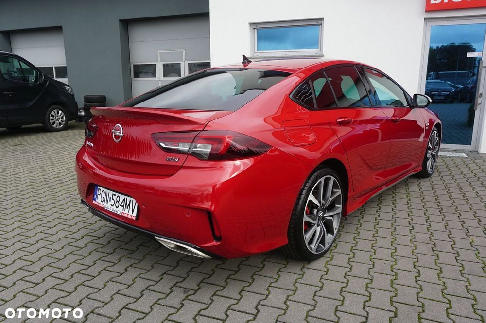 Opel Insignia 2.0 T 4x4 GSi + S&S - 4